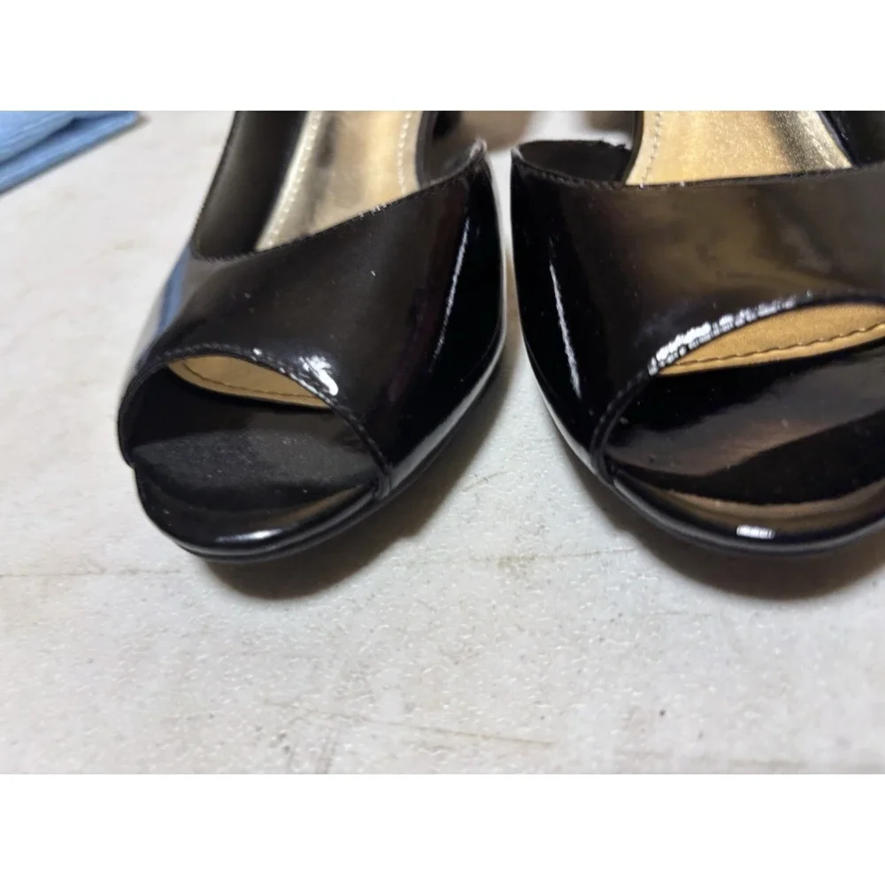 Steve Madden Vintage Pumps Black High Heels,‎ Size 7.5Open Toe, Leather